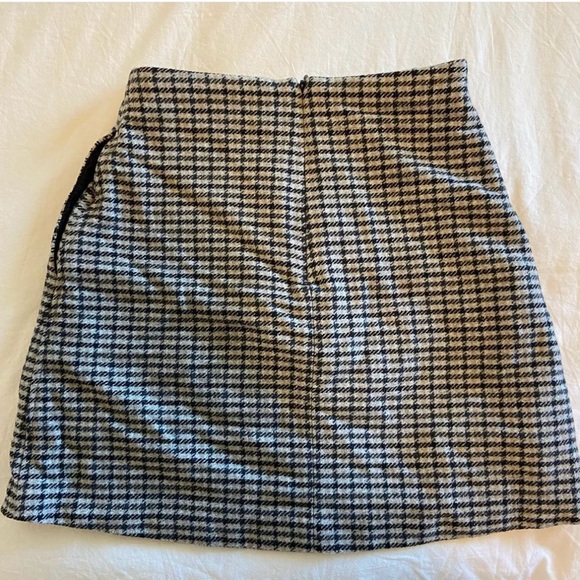 SOLD Wilfred wool-cashmere mini skirt - Picture 2 of 3